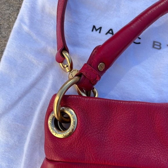 Marc by Marc Jacobs Classic Q Hillier Hobo red bag - Picture 3 of 15